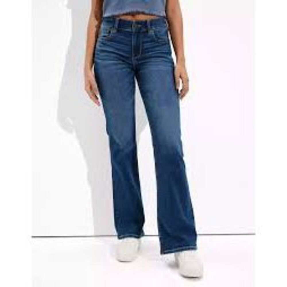 American Eagle distressed relaxed normcore boyfriend 12 jeans